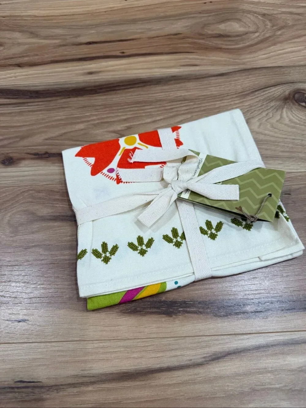 Gudrun Sjoden embroidered new kitchen towel